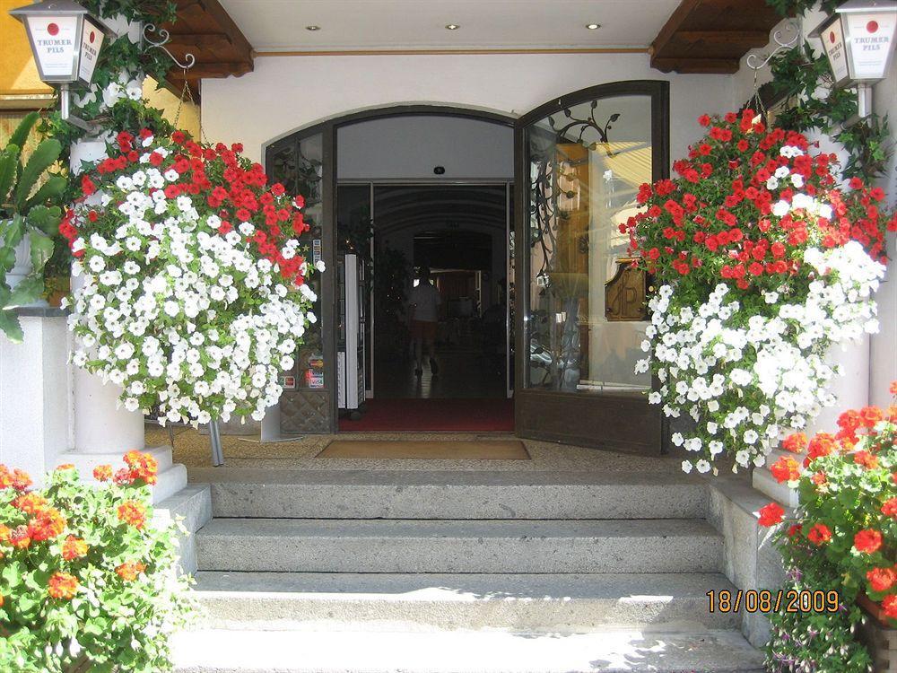 Parkhotel Brno Buitenkant foto