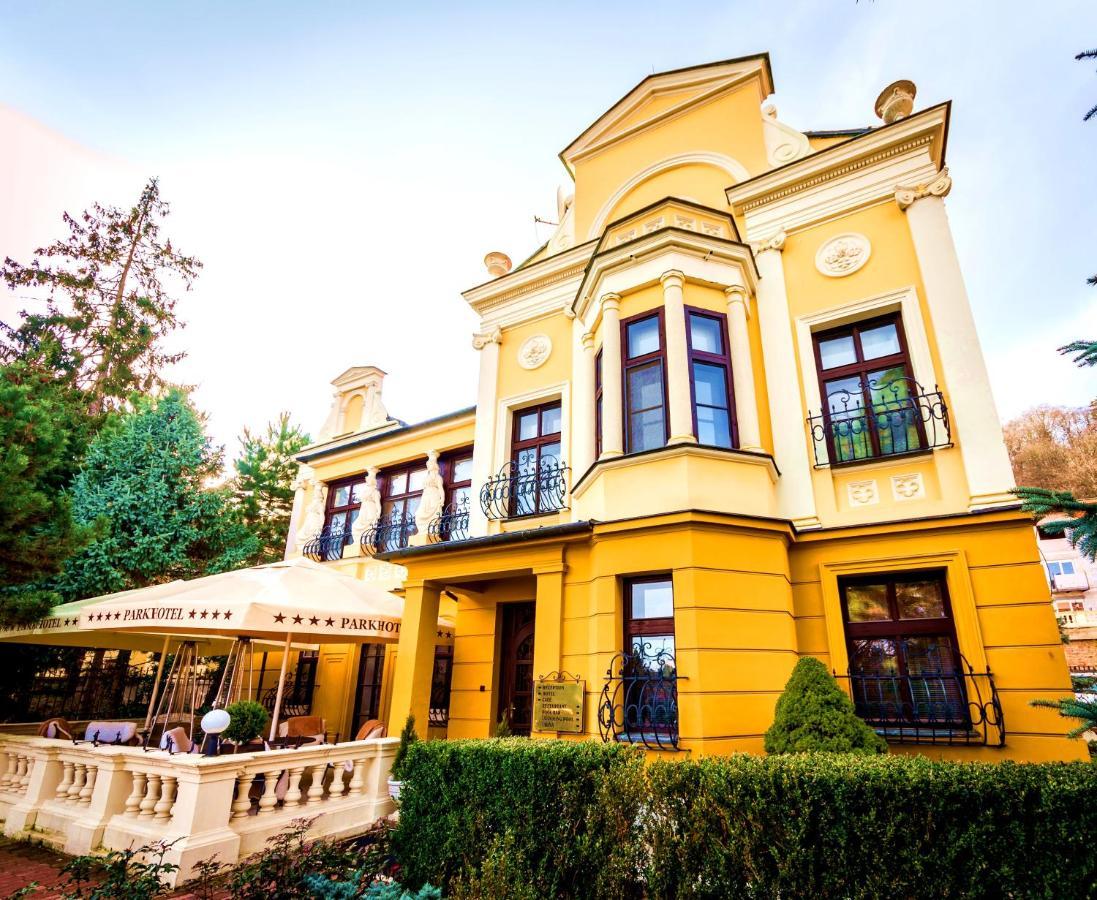 Parkhotel Brno Buitenkant foto